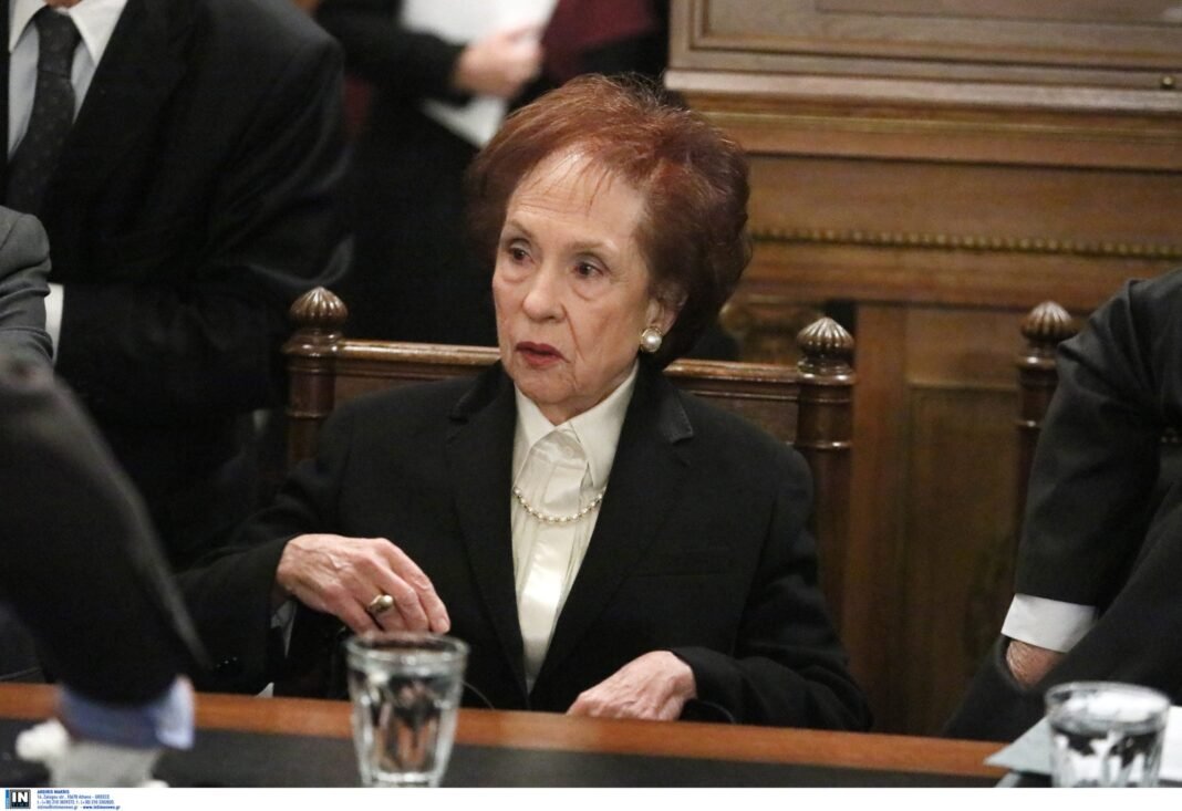 Ο πολιτικός κόσμος αποχαιρετά την Άννα Μπενάκη – Ψαρούδα