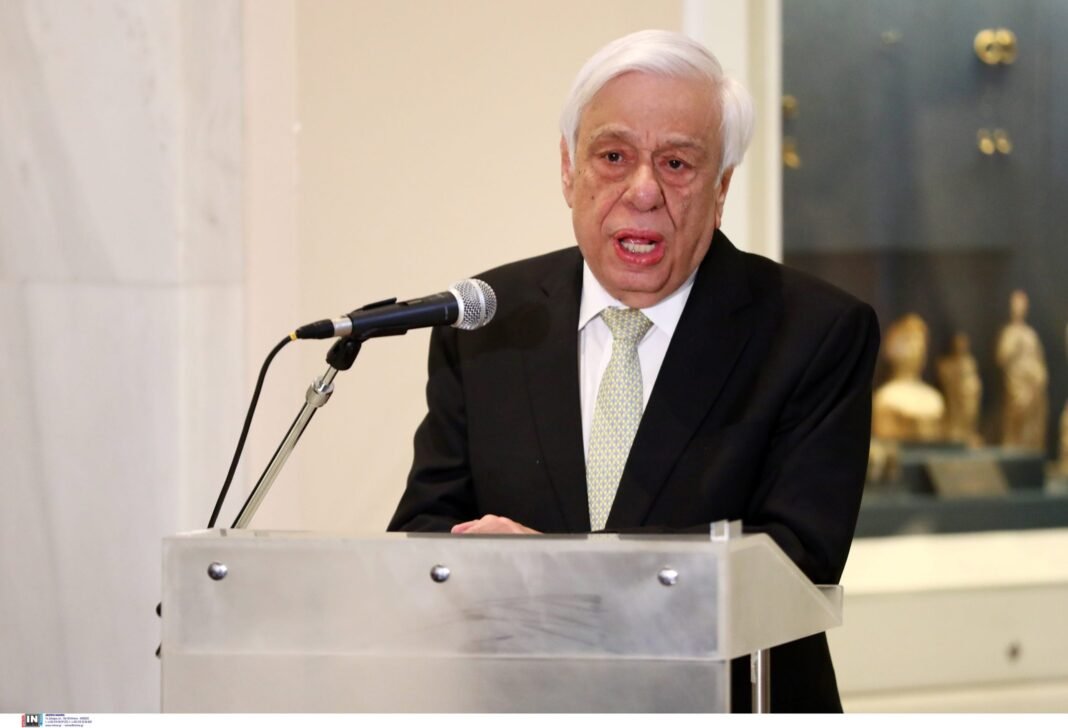 Προκόπης Παυλόπουλος για τον θάνατο της Ελένης Γλύκατζη-Αρβελέρ: «Δυσαναπλήρωτο κενό»