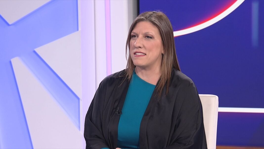 Άμεσα πυρά Κωνσταντοπούλου σε Άδωνη Γεωργιάδη για «Βιολάντα»: «Ως μάρτυρας προπαγάνδιζε την αθωότητα αυτού που τώρα είναι φυλακή» – Δείτε το βίντεο