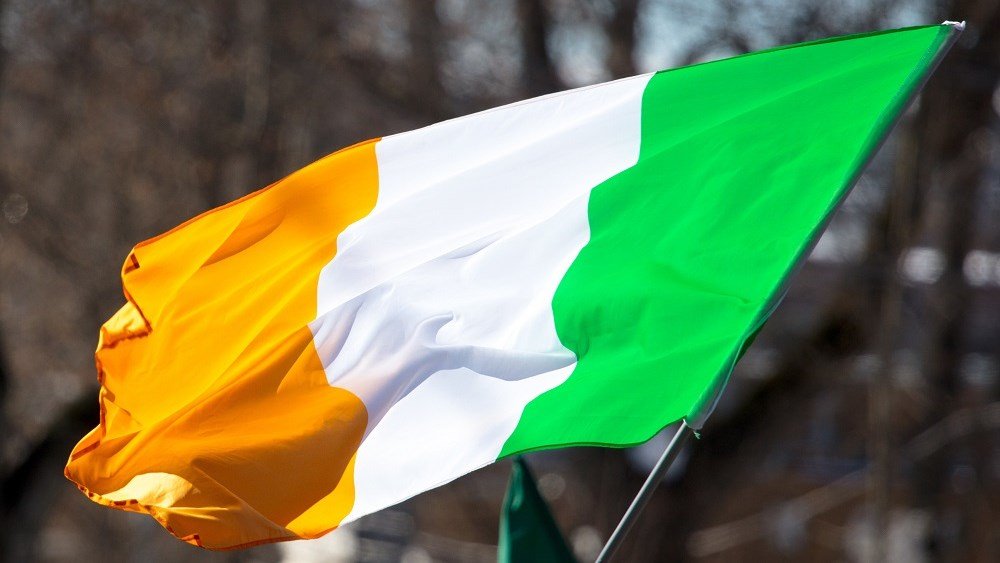 Ιρλανδία: Η κυβέρνηση εξετάζει σχέδια για την απαγόρευση των social media σε εφήβους