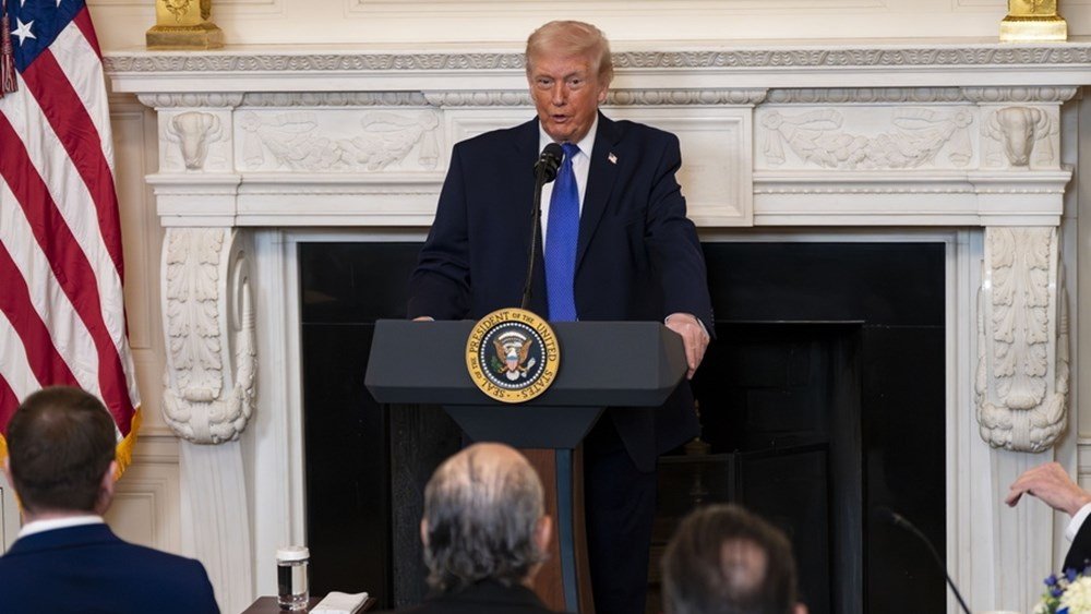 Δασμοί: Η στιγμή που ο Τραμπ έμαθε την απόφαση του Ανώτατου Δικαστηρίου – “Άρα είναι ήττα;”