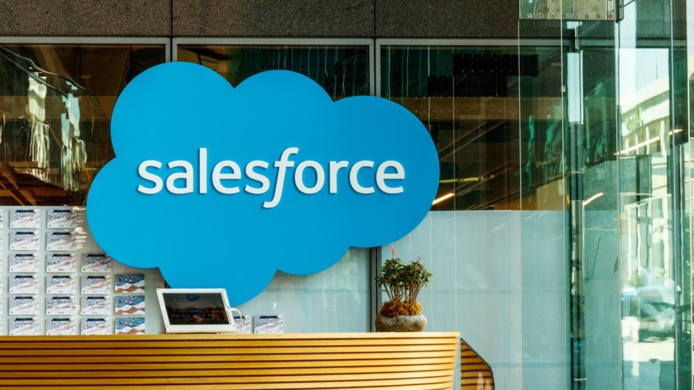 Salesforce: Πρόβλεψη εσόδων κάτω από τις εκτιμήσεις – Πιέσεις στη ζήτηση λογισμικού
