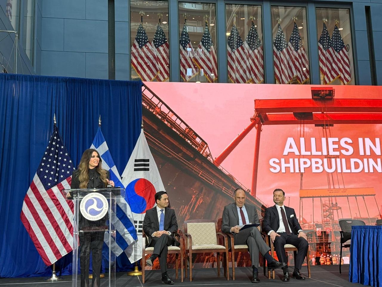 Υπογράφηκε στην Ουάσινγκτον η συμφωνία ONEX – Hanwha