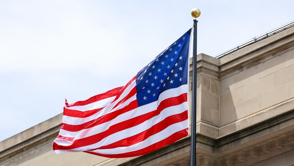 reuters:-Μόλις-ένας-στους-τέσσερις-Αμερικανούς-τάσσεται-υπέρ-των-επιθέσεων-στο-Ιράν