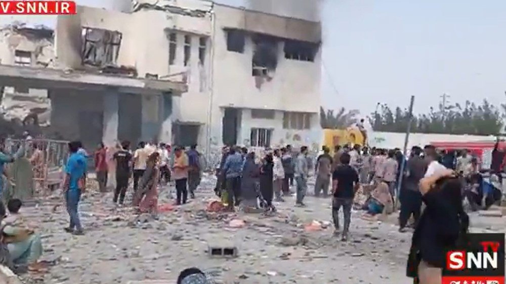 Επίθεση στο Ιράν: Τουλάχιστον 153 μαθήτριες σκοτώθηκαν στο σχολείο θηλέων