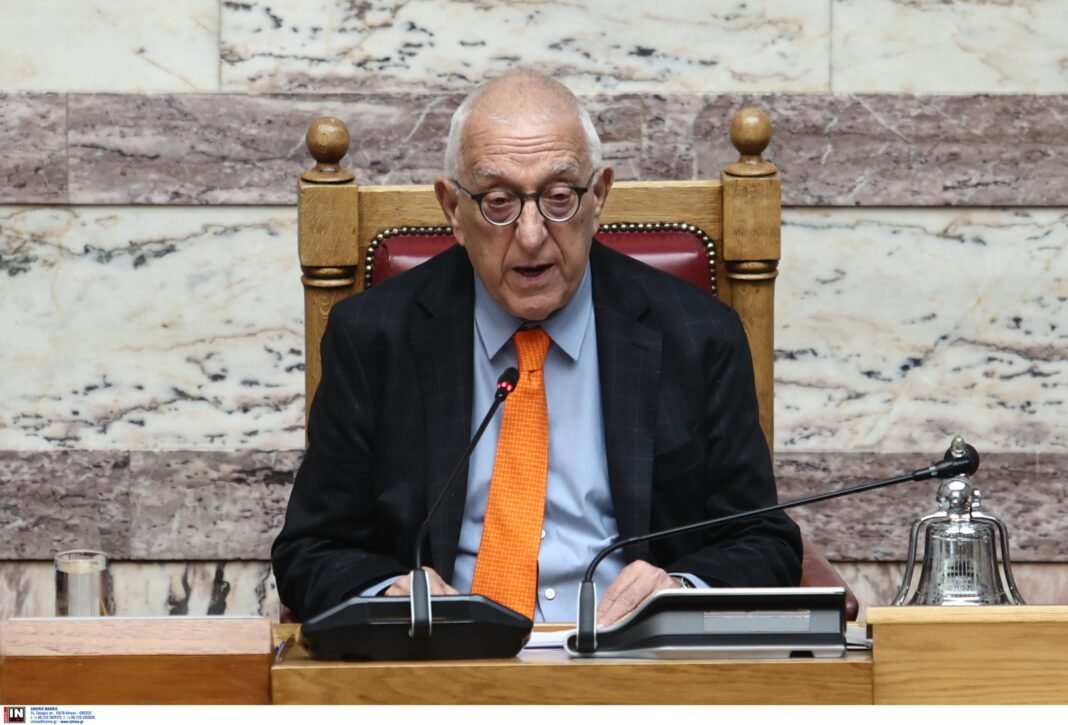 Κακλαμάνης: Τηλεφωνική επικοινωνία με την πρόεδρο της κυπριακής Βουλής