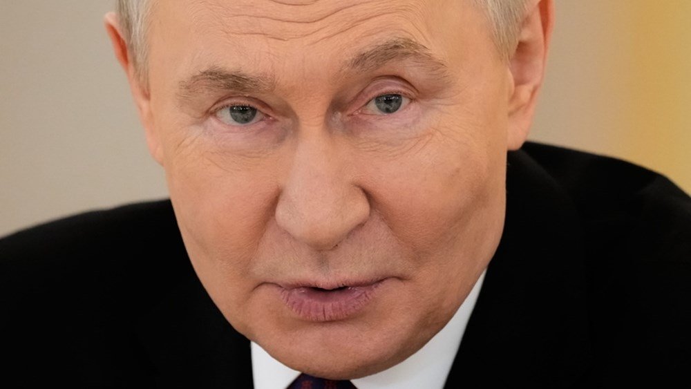 politico:-“Η-δολοφονία-Χαμενεΐ-χτύπησε-τον-Πούτιν-εκεί-που-πονάει-–-Βαθαίνει-την-παράνοιά-του-και-την-επιθυμία-του-να-κερδίσει-τον-πόλεμο”