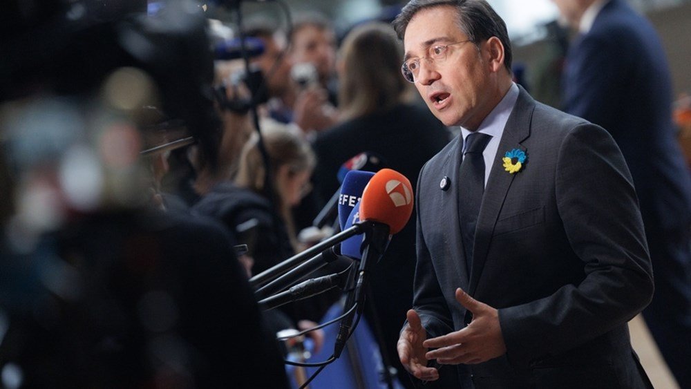 Ισπανία:-Πιέσεις-στην-ΕΕ-μετά-το-“όχι”-στη-χρήση-των-βάσεων-από-αεροσκάφη-των-ΗΠΑ-κατά-του-Ιράν-–-“Να-είμαστε-μια-φωνή-που-μιλά-για-προστασία-του-διεθνούς-δικαίου”