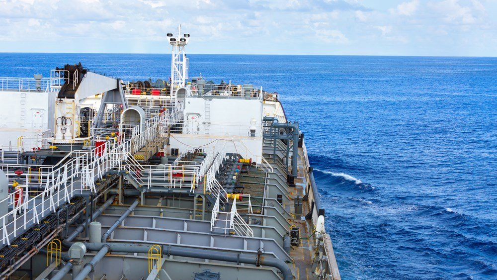 Το κόστος των σούπερ-τανκερ πλησιάζει τα $500.000 την ημέρα καθώς ο πόλεμος στο Ιράν διαταράσσει τις ροές