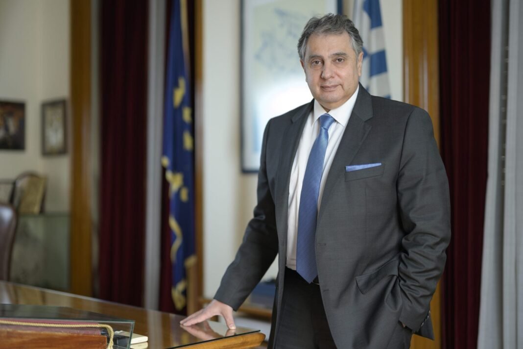 ΕΒΕΠ:-Δημιουργία-cluster-για-logistics-με-το-ΠΑΠΕΙ.