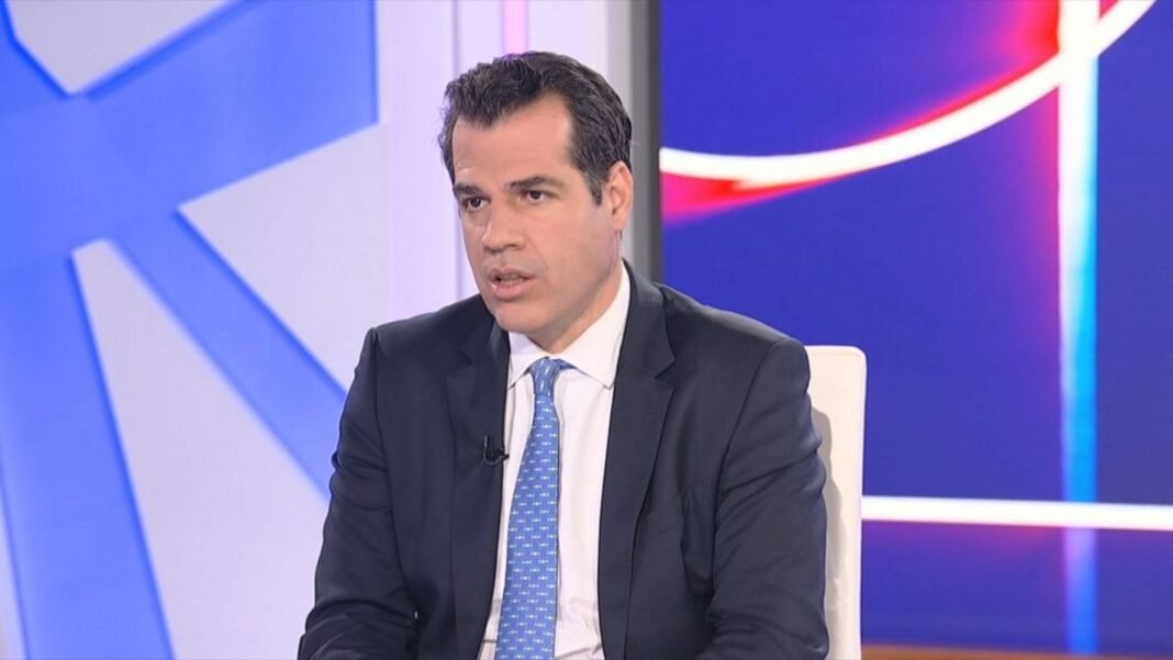 Θάνος-Πλεύρης:-Η-χώρα-αυτή-τη-στιγμή-είναι-καλύτερα-προετοιμασμένη-από-όλες-τις-χώρες-πρώτης-υποδοχής-μεταναστών