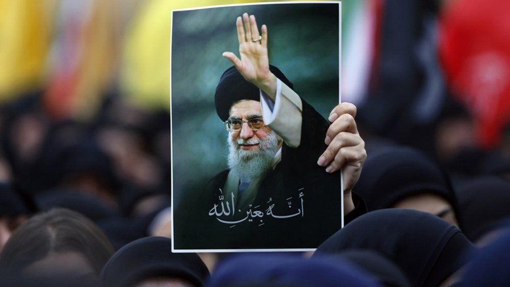 Ιρανικά-ΜΜΕ:-Ζωντανή-η-σύζυγος-του-Αλί-Χαμενεΐ