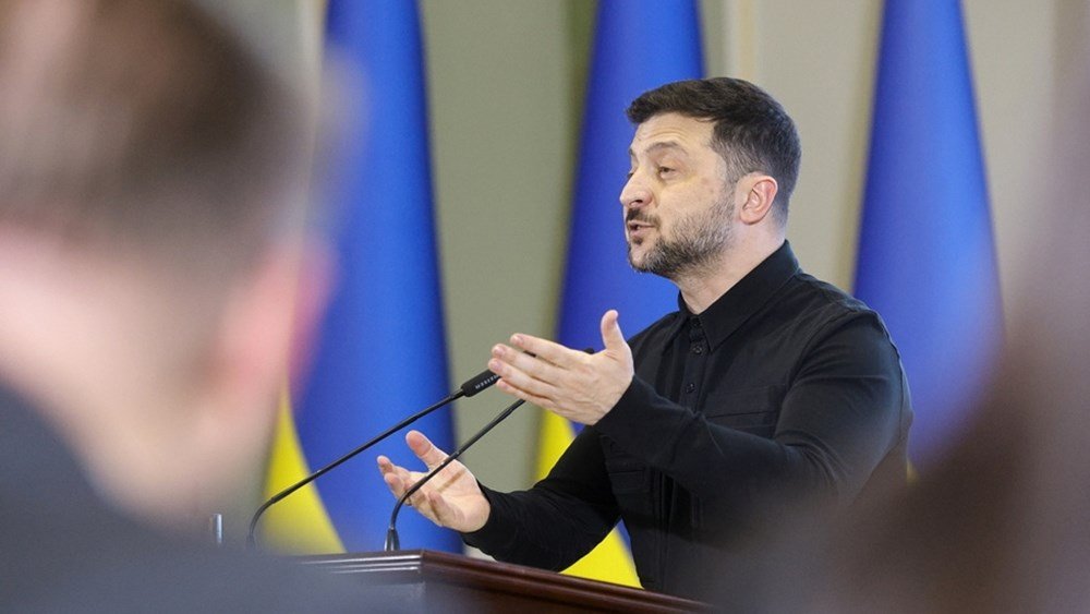 Ζελένσκι σε Παχλαβί: “Θέλω ένα Ιράν που δεν θα συνεργάζεται με τη Ρωσία”