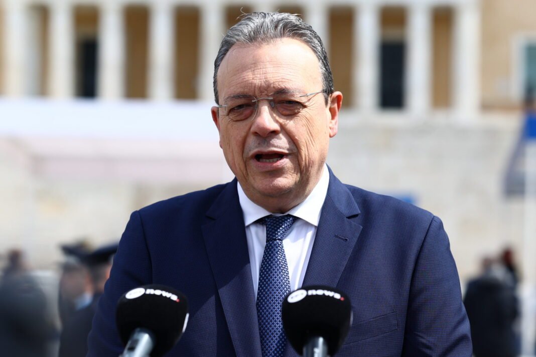 Σωκράτης Φάμελλος:Συνεχίζουμε τον αγώνα για μια Ελλάδα δίκαιη και ισχυρή, με Κράτος Δικαίου και Αξιοπρέπεια Σωκράτης-Φάμελλος:Συνεχίζουμε-τον-αγώνα-για-μια-Ελλάδα-δίκαιη-και-ισχυρή,-με-Κράτος-Δικαίου-και-Αξιοπρέπεια