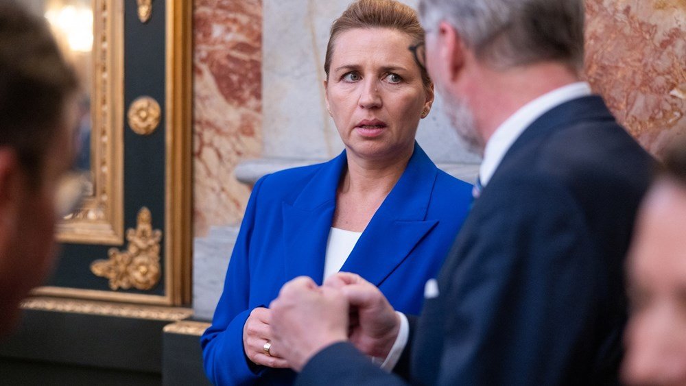 Δανία: Ο βασιλιάς αναθέτει στην Φρεντέρικσεν να ηγηθεί των διαπραγματεύσεων για τον σχηματισμό κυβέρνησης Δανία:-Ο-βασιλιάς-αναθέτει-στην-Φρεντέρικσεν-να-ηγηθεί-των-διαπραγματεύσεων-για-τον-σχηματισμό-κυβέρνησης