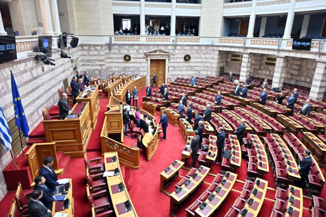 Κατώτατος μισθός: Σφοδρή κριτική από την αντιπολίτευση για τις ανακοινώσεις Μητσοτάκη – «Ανεπαρκής αύξηση» Κατώτατος-μισθός:-Σφοδρή-κριτική-από-την-αντιπολίτευση-για-τις-ανακοινώσεις-Μητσοτάκη-–-«Ανεπαρκής-αύξηση»