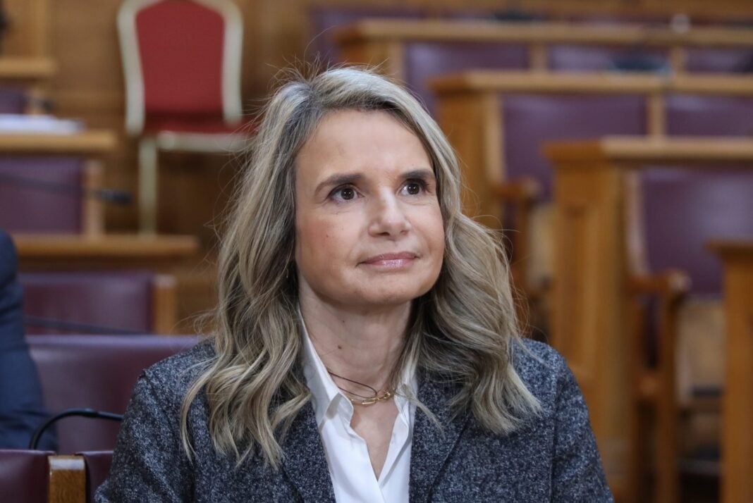 Η Μιλένα Αποστολάκη απαντά στη Σδούκου – «Γνωρίζει καλά η κυβέρνηση ποιοι είναι οι πελάτες, διότι τους εξυπηρετεί ανερυθρίαστα» Η-Μιλένα-Αποστολάκη-απαντά-στη-Σδούκου-–-«Γνωρίζει-καλά-η-κυβέρνηση-ποιοι-είναι-οι-πελάτες,-διότι-τους-εξυπηρετεί-ανερυθρίαστα»