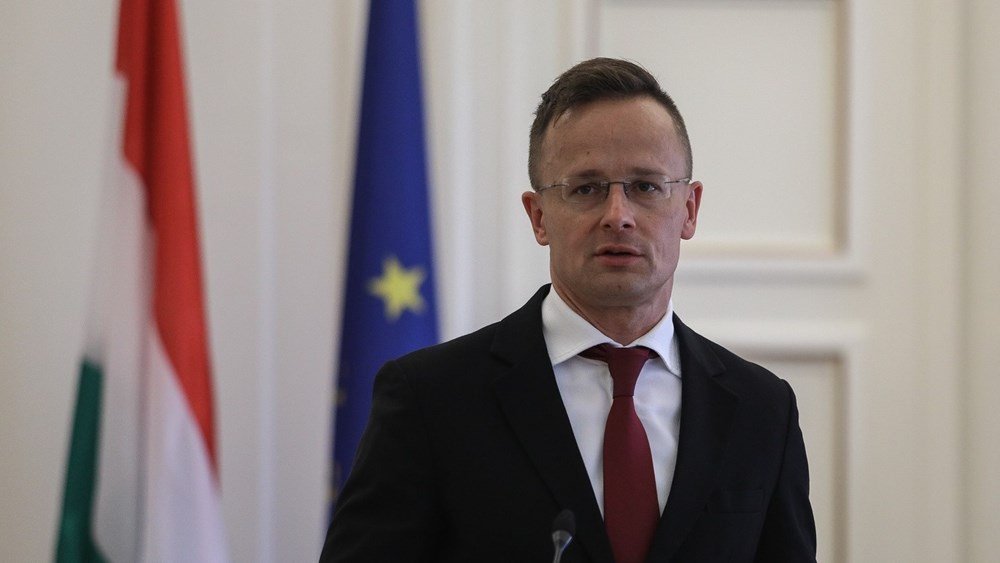 Διαρροή επικοινωνίας Λαβρόφ – Σιγιάρτο για τις κυρώσεις ΕΕ Διαρροή-επικοινωνίας-Λαβρόφ-–-Σιγιάρτο-για-τις-κυρώσεις-ΕΕ