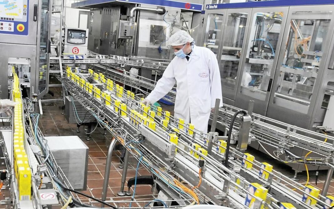 ΙΟΒΕ:-Μικρή-υποχώρηση-του-δείκτη-οικονομικού-κλίματος-τον-Μάρτιο-–-Εξασθένιση-των-προσδοκιών-σε-όλους-τους-επιχειρηματικούς-τομείς