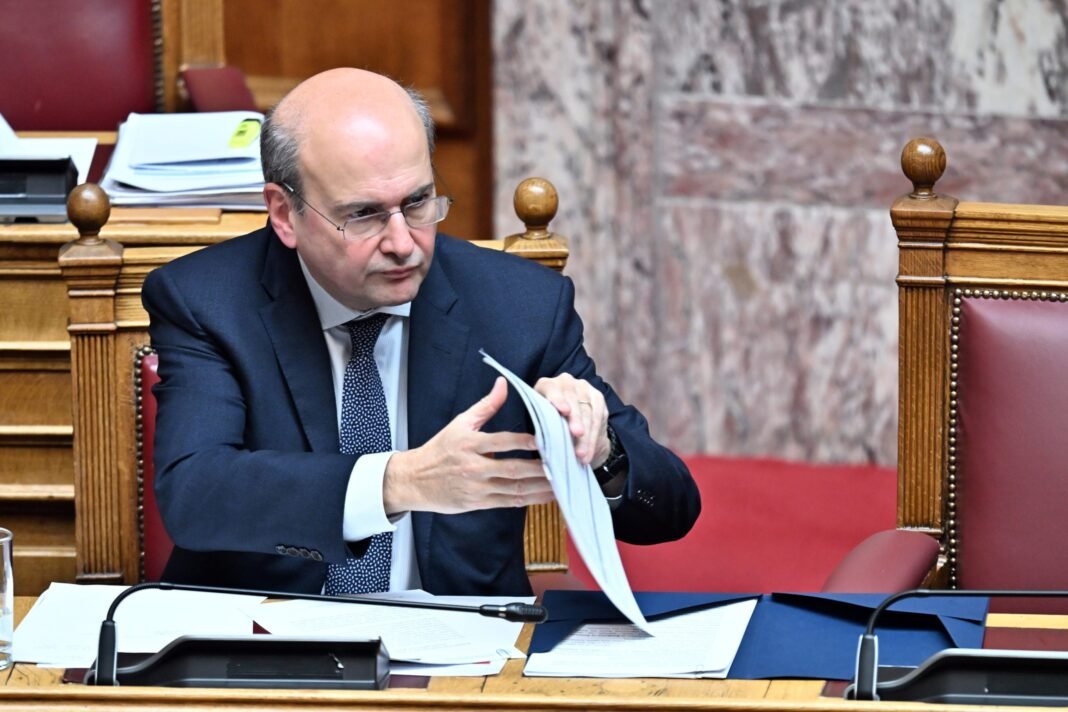 Χατζηδάκης: Προχωράμε σε 14 σημαντικά βήματα για εκσυγχρονισμό του Δημοσίου – Η αντιπολίτευση με την άρνησή της γίνεται γραφειοκρατικότερη των γραφειοκρατών Χατζηδάκης:-Προχωράμε-σε-14-σημαντικά-βήματα-για-εκσυγχρονισμό-του-Δημοσίου-–-Η-αντιπολίτευση-με-την-άρνησή-της-γίνεται-γραφειοκρατικότερη-των-γραφειοκρατών