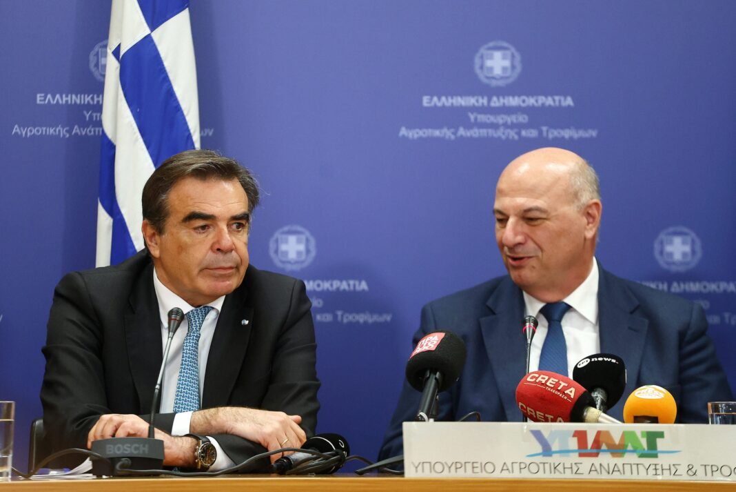 Σχοινάς-στην-τελετή-παράδοσης-–-παραλαβής:-«Στόχος-μας-η-συνολική-αναδιάταξη-του-πρωτογενούς-τομέα»