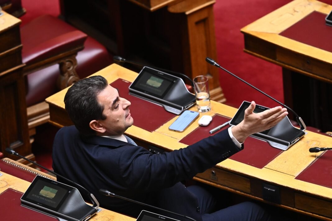 Ο διάλογος Σκρέκα με τον πρώην πρόεδρο του ΟΠΕΚΕΠΕ: «Σε έφτιαξα, αλλά μου χρωστάς» – «Χεράτα κατάλαβα» Ο-διάλογος-Σκρέκα-με-τον-πρώην-πρόεδρο-του-ΟΠΕΚΕΠΕ:-«Σε-έφτιαξα,-αλλά-μου-χρωστάς»-–-«Χεράτα-κατάλαβα»