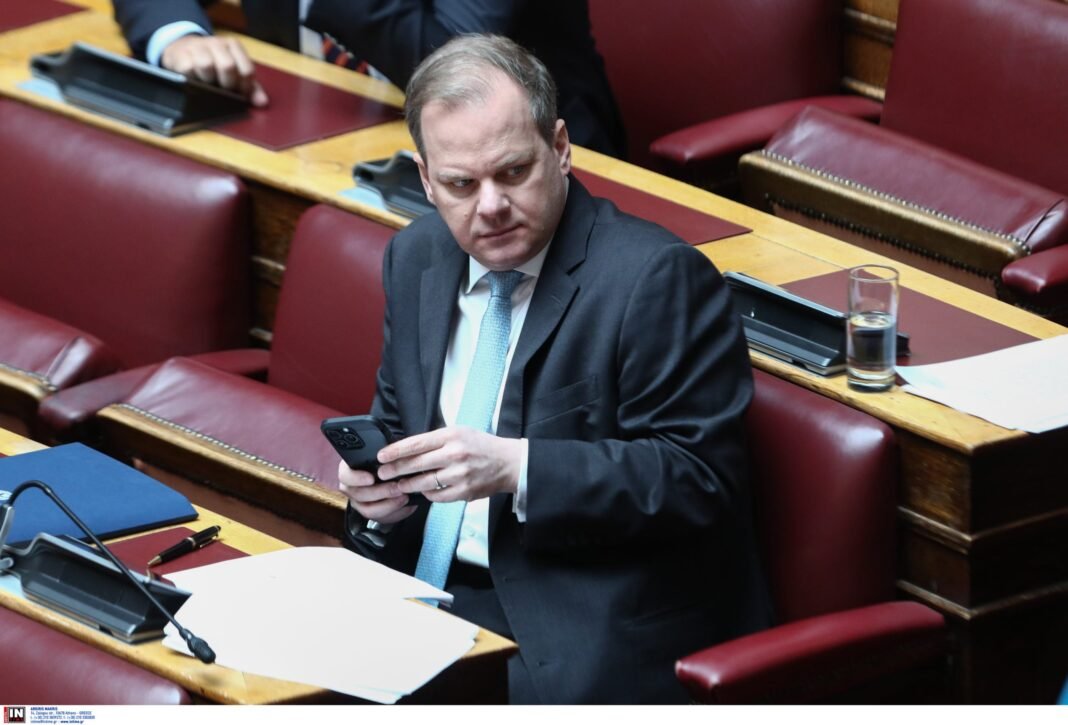 ΟΠΕΚΕΠΕ: Η έμμεση εμπλοκή Καραμανλή για υπόθεση με 37 παραγωγούς – Οι συνομιλίες συνεργατών του Λιβάνου με τον Μελά ΟΠΕΚΕΠΕ:-Η-έμμεση-εμπλοκή-Καραμανλή-για-υπόθεση-με-37-παραγωγούς-–-Οι-συνομιλίες-συνεργατών-του-Λιβάνου-με-τον-Μελά