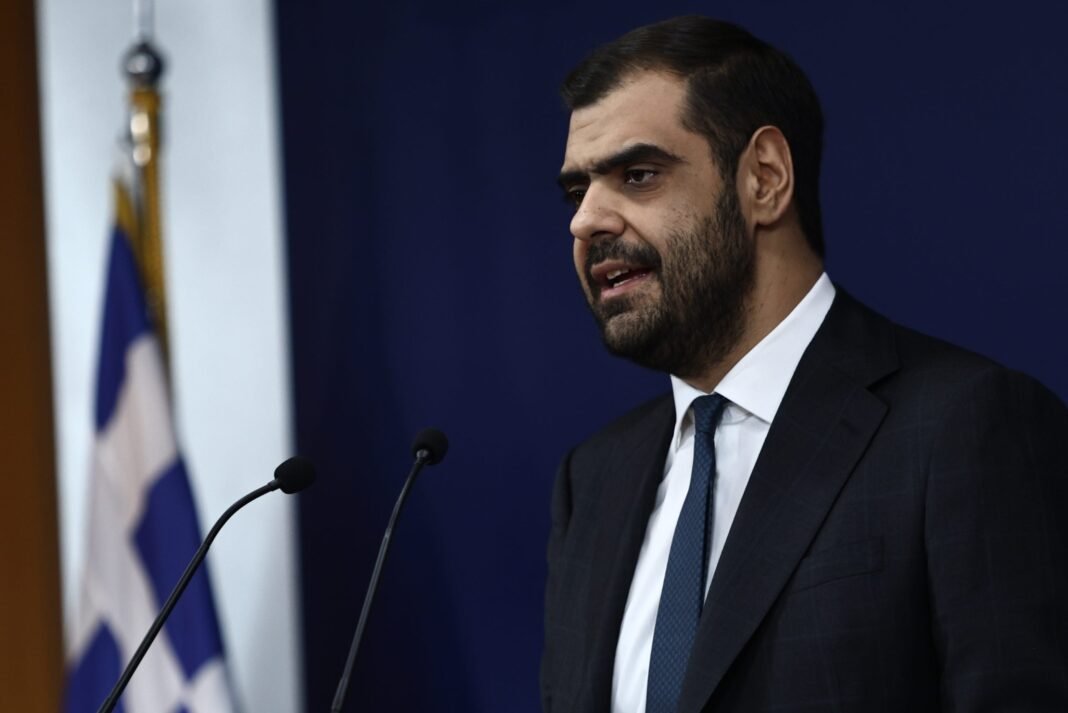 Μαρινάκης: «Δικαιολογημένες ενστάσεις από εμπλεκόμενους βουλευτές – Κάποιοι έχουν κρεμαστεί στα μανταλάκια» Μαρινάκης:-«Δικαιολογημένες-ενστάσεις-από-εμπλεκόμενους-βουλευτές-–-Κάποιοι-έχουν-κρεμαστεί-στα-μανταλάκια»