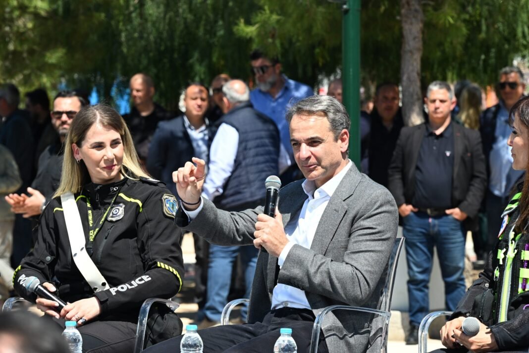 Μητσοτάκης-για-την-οδική-ασφάλεια:-«Οι-ψηφιακές-κάμερες-θα-αλλάξουν-τα-πάντα-–-Το-θέμα-είναι-πόσες-παραπάνω-ζωές-θα-σώσουμε»