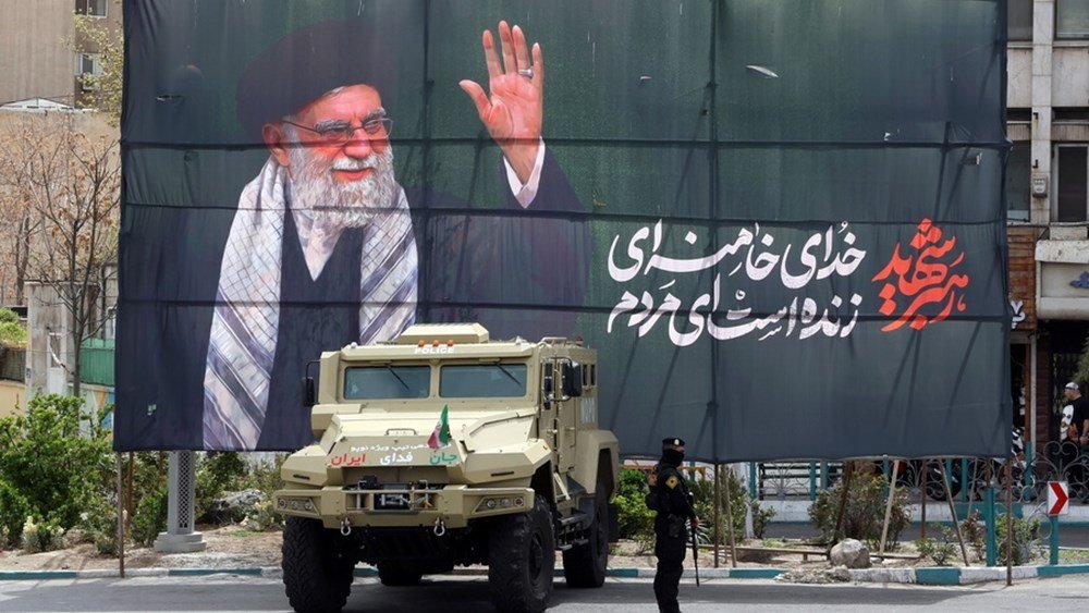 New York Times: Το Ιράν αποδέχτηκε την πρόταση για κατάπαυση του πυρός new-york-times:-Το-Ιράν-αποδέχτηκε-την-πρόταση-για-κατάπαυση-του-πυρός