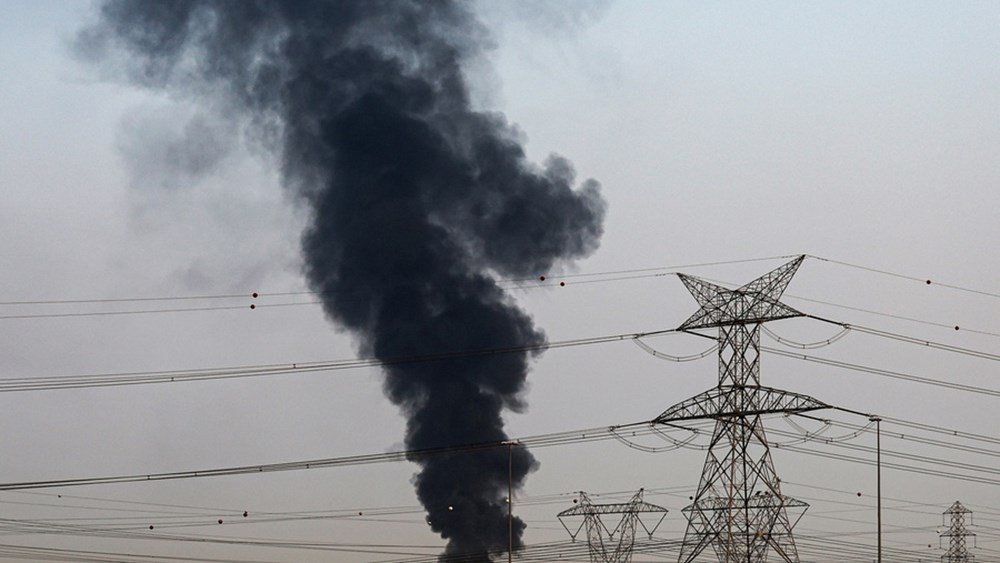 Ιρανικά ΜΜΕ: Πλήγμα σε διυλιστήριο στο νησί Λαβάν μετά την ανακοίνωση εκεχειρίας Ιρανικά-ΜΜΕ:-Πλήγμα-σε-διυλιστήριο-στο-νησί-Λαβάν-μετά-την-ανακοίνωση-εκεχειρίας