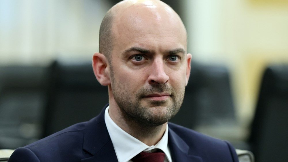 Μπαρό:-“Προδοσία”-από-τον-Ούγγρο-ΥΠΕΞ