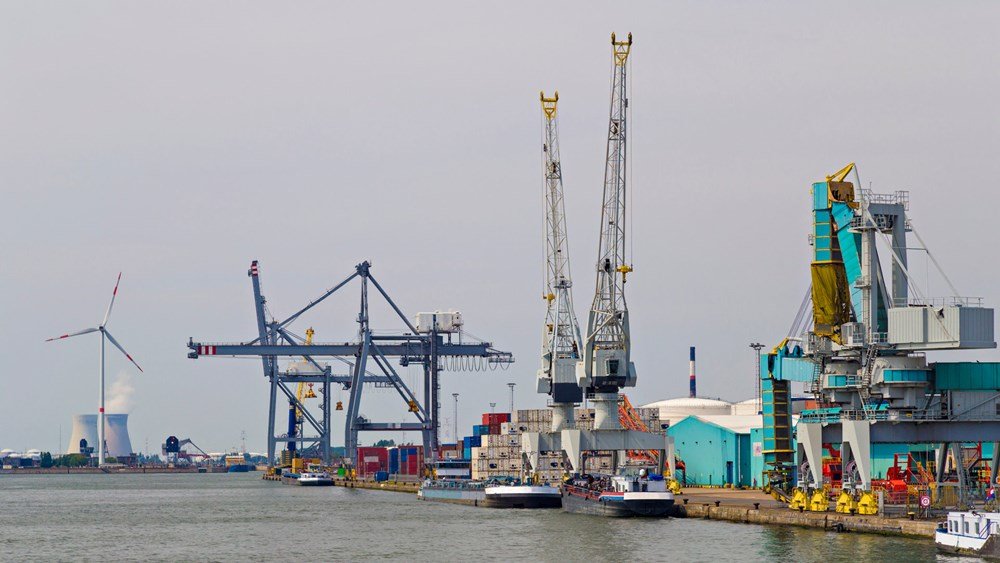 Μερική διακοπή της ναυτιλιακής κίνησης γύρω από το λιμάνι της Αμβέρσας λόγω διαρροής πετρελαίου Μερική-διακοπή-της-ναυτιλιακής-κίνησης-γύρω-από-το-λιμάνι-της-Αμβέρσας-λόγω-διαρροής-πετρελαίου