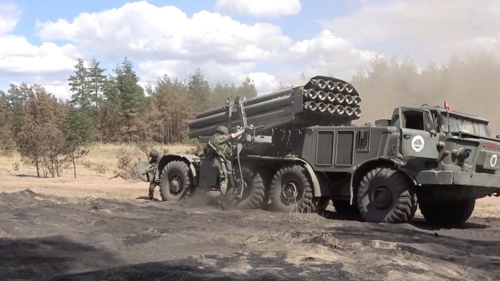 Interfax: Η Μόσχα κατηγορεί το Κίεβο ότι παραβίασε την εκεχειρία για το Πάσχα 6.558 φορές interfax:-Η-Μόσχα-κατηγορεί-το-Κίεβο-ότι-παραβίασε-την-εκεχειρία-για-το-Πάσχα-6.558-φορές