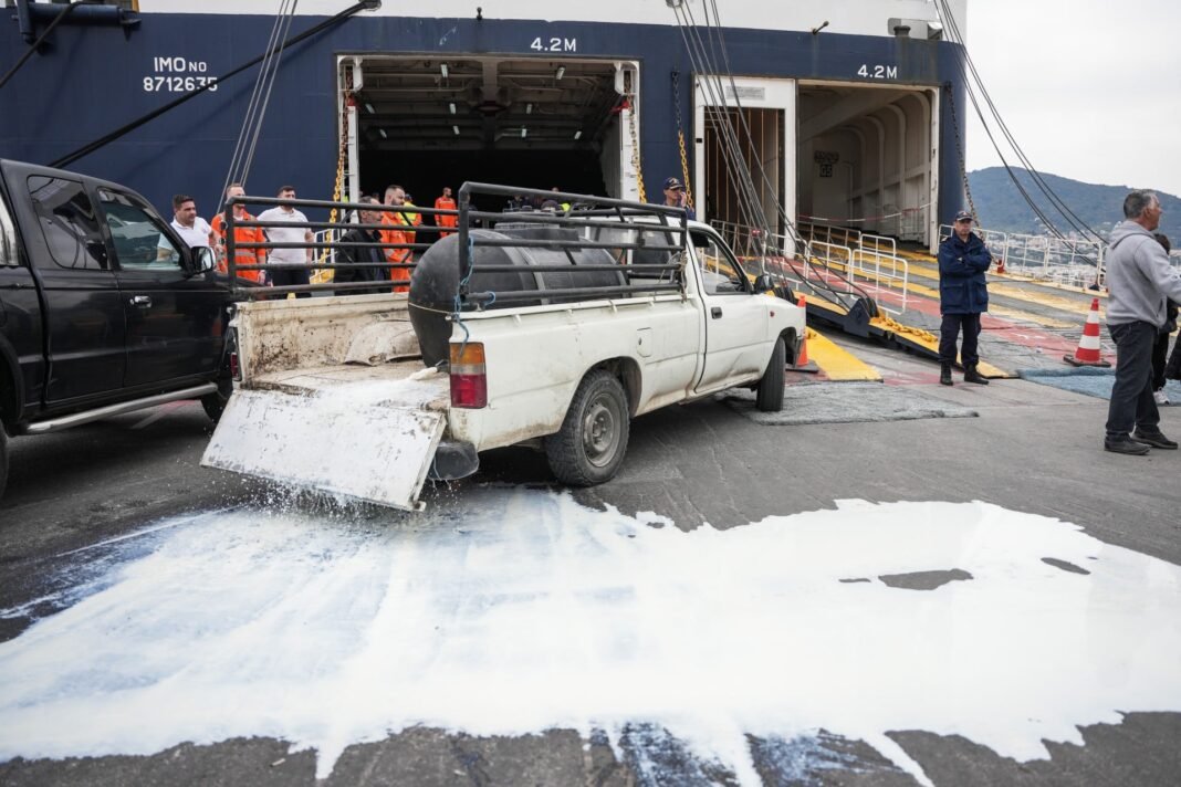Κομισιόν: Στήριξη στις ελληνικές ενέργειες για την αντιμετώπιση του αφθώδους πυρετού – Συνάντηση Σχοινά με Βάρχελι Κομισιόν:-Στήριξη-στις-ελληνικές-ενέργειες-για-την-αντιμετώπιση-του-αφθώδους-πυρετού-–-Συνάντηση-Σχοινά-με-Βάρχελι