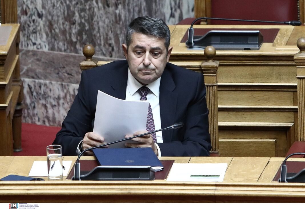 Γιώργος Μυλωνάκης: Στη ΜΕΘ διασωληνωμένος με ανεύρυσμα εγκεφάλου – Ενημερώθηκε από τους γιατρούς ο Κυριάκος Μητσοτάκης Γιώργος-Μυλωνάκης:-Στη-ΜΕΘ-διασωληνωμένος-με-ανεύρυσμα-εγκεφάλου-–-Ενημερώθηκε-από-τους-γιατρούς-ο-Κυριάκος-Μητσοτάκης