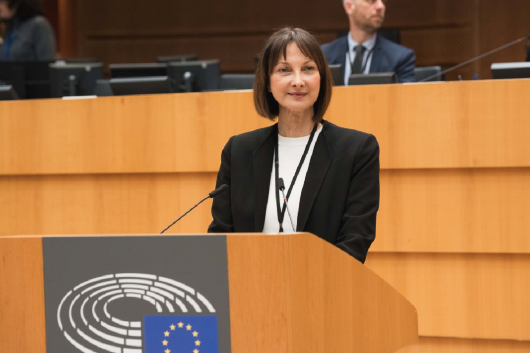 Κουντουρά:-Άμεσα-ευρωπαϊκά-μέτρα-για-εξασφάλιση-επαρκών-καυσίμων-στα-αεροπορικά-ταξίδια-–-Η-ερώτηση-στην-Κομισιόν