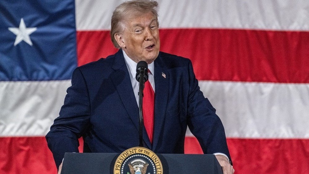 Τραμπ:-Πλήρως-ανοιχτά-τα-Στενά-του-Ορμούζ-αλλά-ο-αμερικανικός-ναυτικός-αποκλεισμός-παραμένει