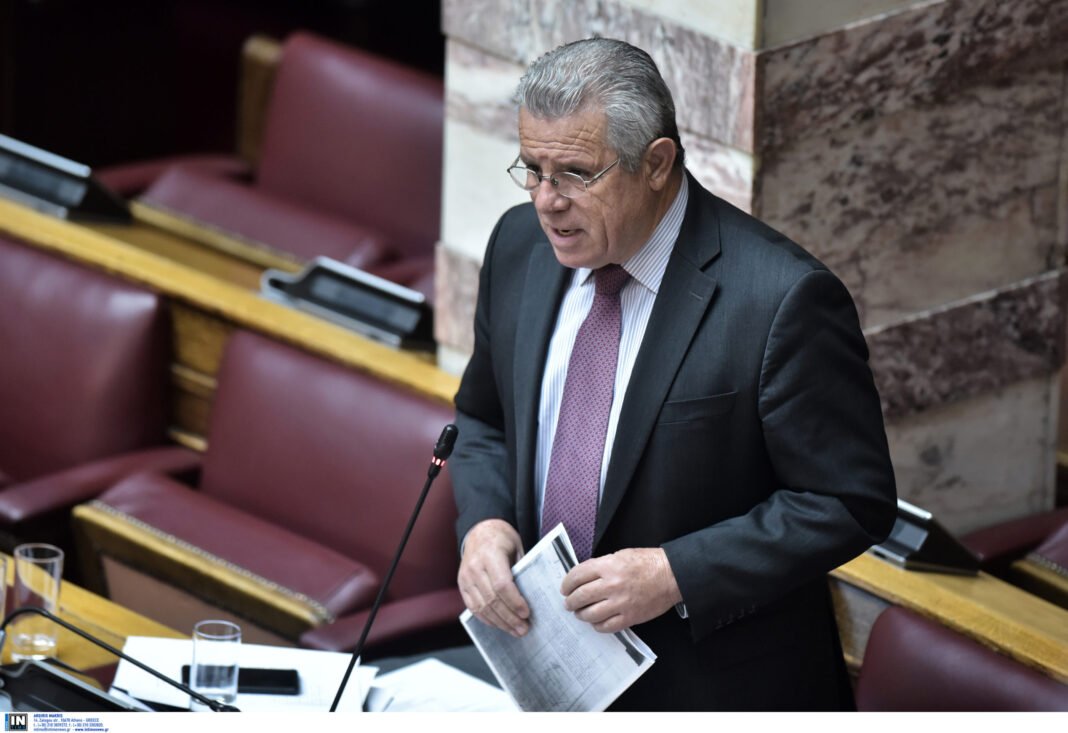 «Καρφιά»-από-τον-Γιώργο-Βλάχο:-Ο-Λαζαρίδης-έπρεπε-να-είχε-παραιτηθεί-από-την-πρώτη-στιγμή-–-Κάτι-δεν-πάει-καλά-στο-Μαξίμου