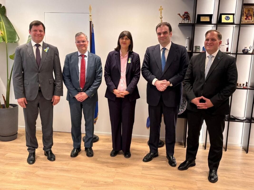 Συνάντηση-Πιερρακάκη-–-Κοβέσι:-Στο-επίκεντρο-ο-εκσυγχρονισμός-των-τελωνείων-και-η-καταπολέμηση-της-απάτης