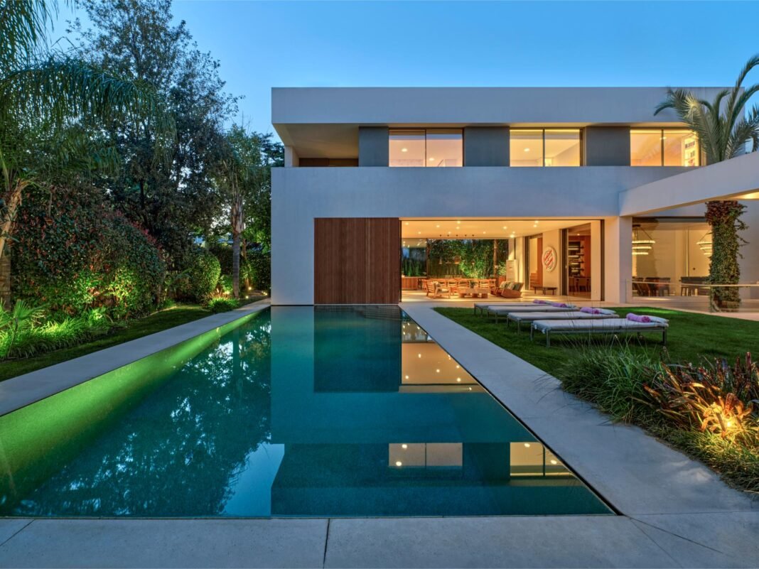 Αγορά-κατοικιών-πολυτελείας:-Ισχυρή-ζήτηση-–-«Φρένο»-στην-τελική-λήψη-αποφάσεων