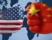 Οι ΗΠΑ επιβάλλουν κυρώσεις σε κινέζικο διυλιστήριο που προμηθεύονταν καύσιμα από το Ιράν