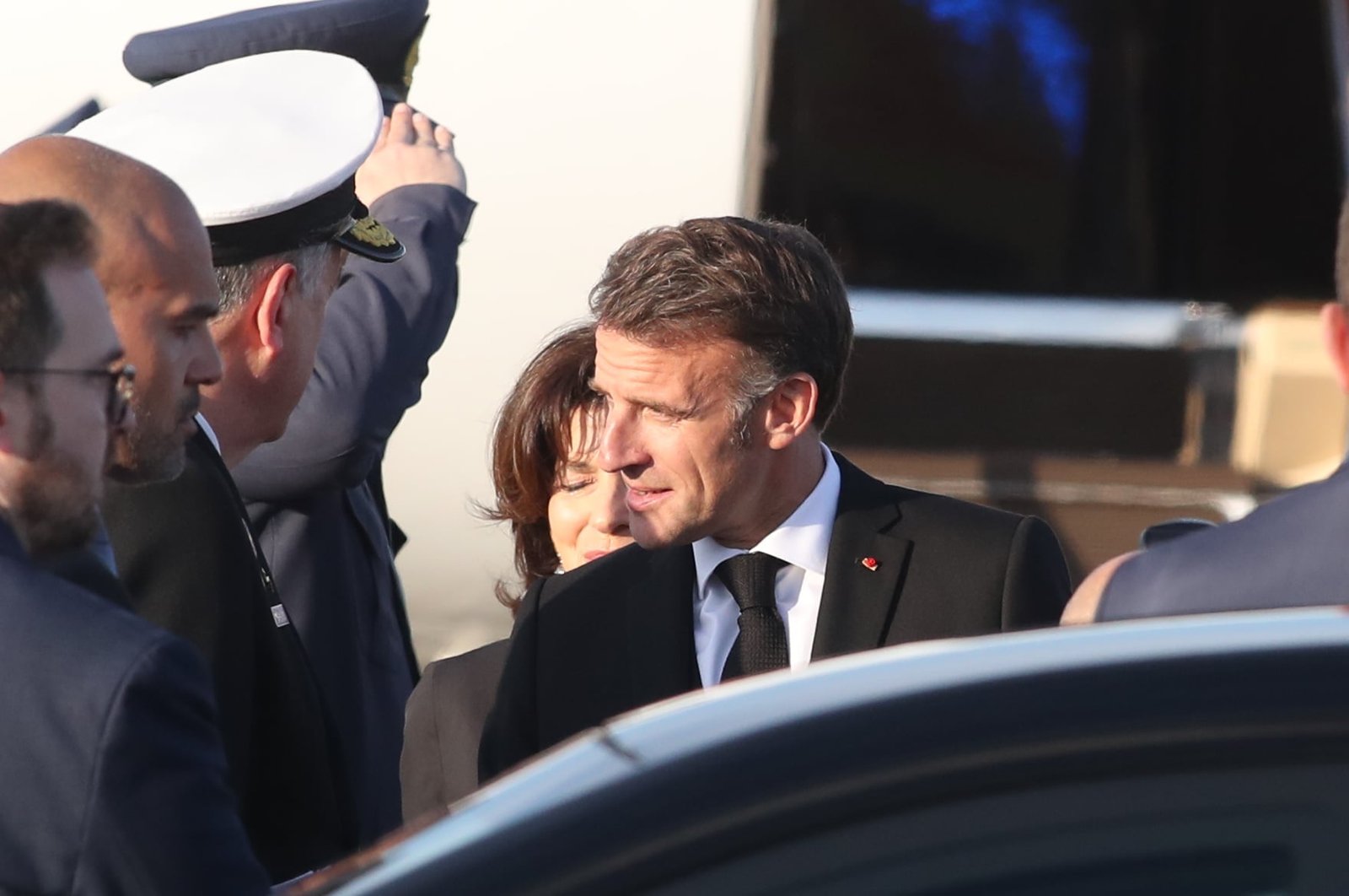 Μακρόν, Αθήνα,