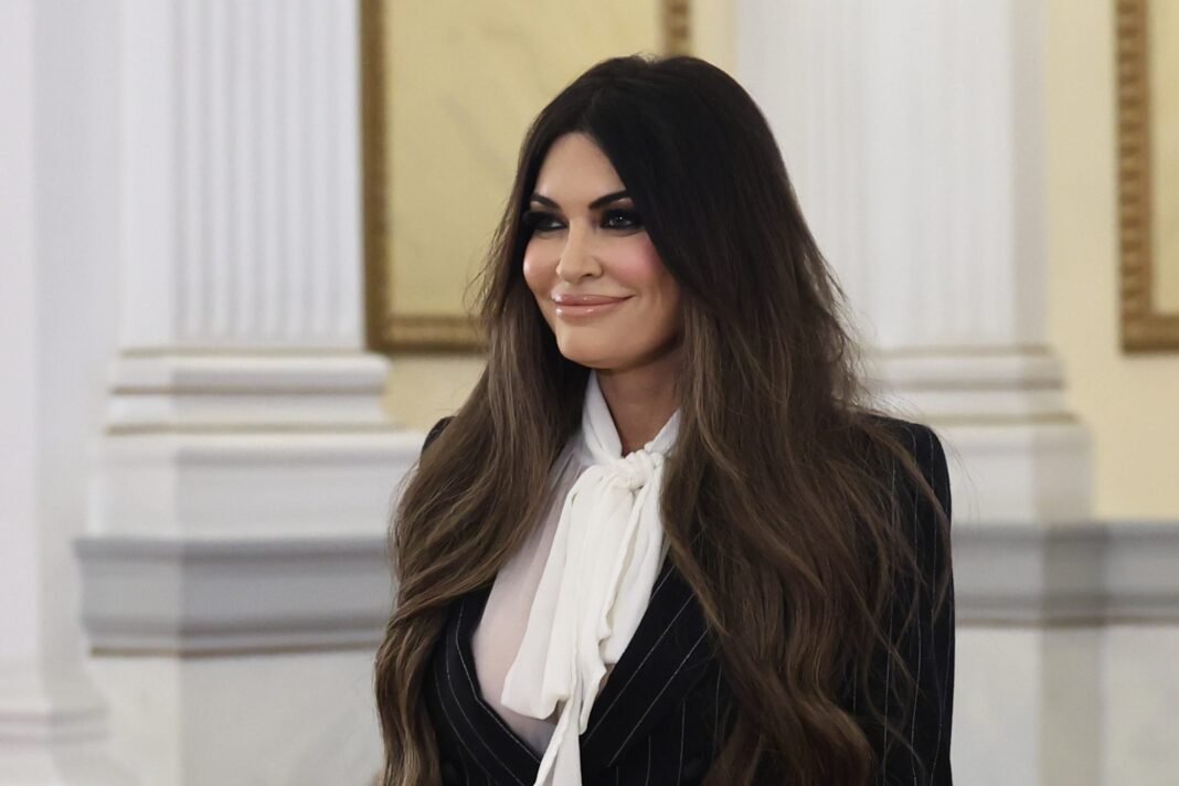 Γκίλφοϊλ: Ο Τραμπ θα επισκεφτεί την Ελλάδα το 2026 – Το καλοκαίρι στην Αθήνα ο Χέγκσεθ Γκίλφοϊλ:-Ο-Τραμπ-θα-επισκεφτεί-την-Ελλάδα-το-2026-–-Το-καλοκαίρι-στην-Αθήνα-ο-Χέγκσεθ