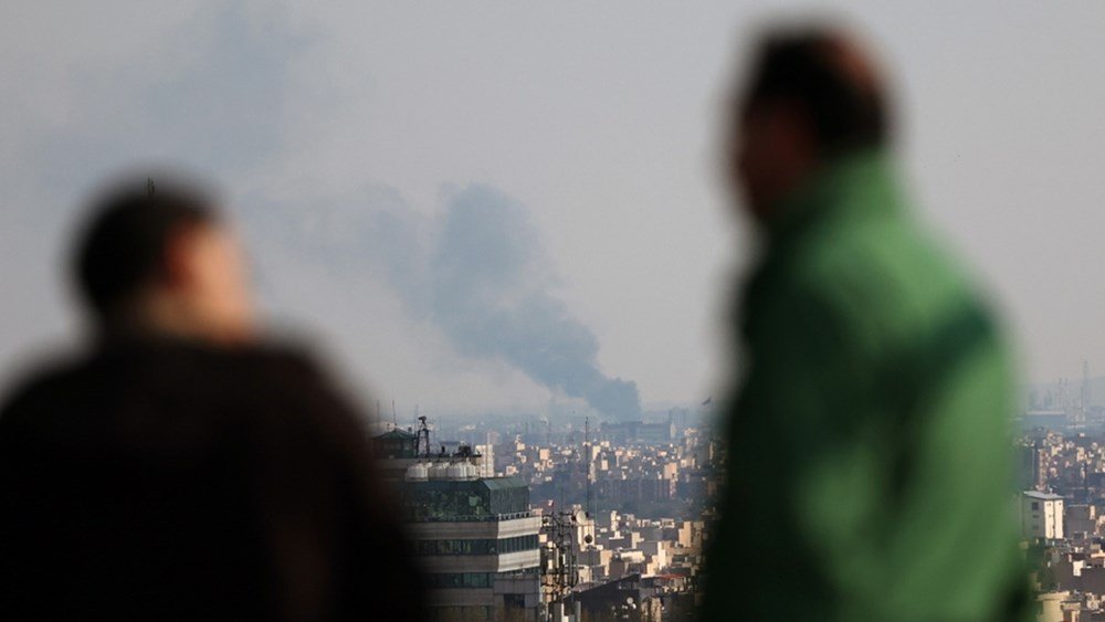 ΗΠΑ – Ιράν: Κοντά σε συμφωνία, αλλά και κίνδυνος “κατάρρευσης” – “Ίσως χρειαστούν μέρες για οριστικοποίηση” ΗΠΑ-–-Ιράν:-Κοντά-σε-συμφωνία,-αλλά-και-κίνδυνος-“κατάρρευσης”-–-“Ίσως-χρειαστούν-μέρες-για-οριστικοποίηση”