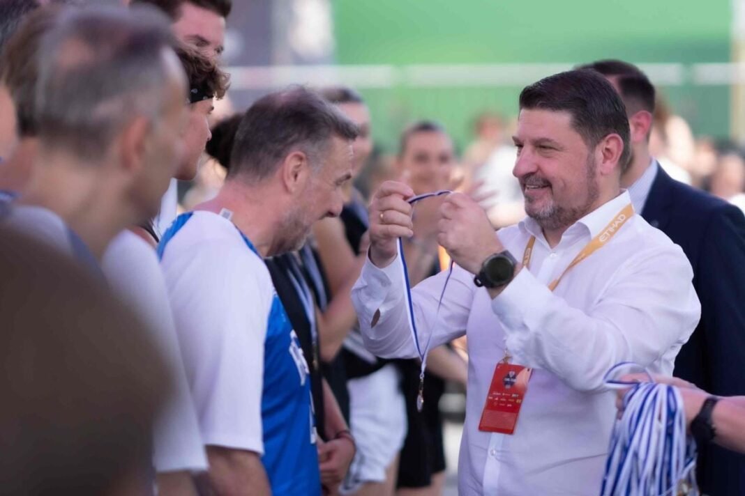 Χαρδαλιάς από τη Fan Zone στο Ζάππειο: «Το EuroLeague Final Four αποδεικνύει έμπρακτα ότι η Αττική μπορεί να φιλοξενεί με μεγάλη επιτυχία κορυφαία αθλητικά γεγονότα» Χαρδαλιάς-από-τη-fan-zone-στο-Ζάππειο:-«Το-euroleague-final-four-αποδεικνύει-έμπρακτα-ότι-η-Αττική-μπορεί-να-φιλοξενεί-με-μεγάλη-επιτυχία-κορυφαία-αθλητικά-γεγονότα»