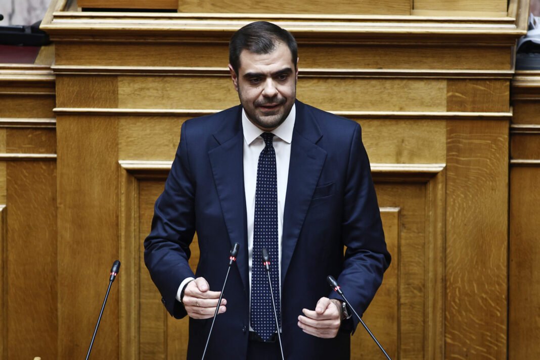 Μαρινάκης: Λύνουμε μια θεσμική εκκρεμότητα δεκαετιών με την οριστική αδειοδότηση των περιφερειακών καναλιών Μαρινάκης:-Λύνουμε-μια-θεσμική-εκκρεμότητα-δεκαετιών-με-την-οριστική-αδειοδότηση-των-περιφερειακών-καναλιών