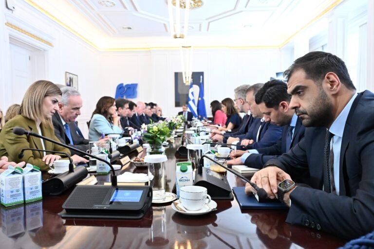 Οι-αλλαγές-που-έρχονται-στο-κυβερνητικό-σχήμα-–-Τα-ονόματα-που-ακούγονται-και-η-«έκπληξη»-για-τη-θέση-Κυρανάκη