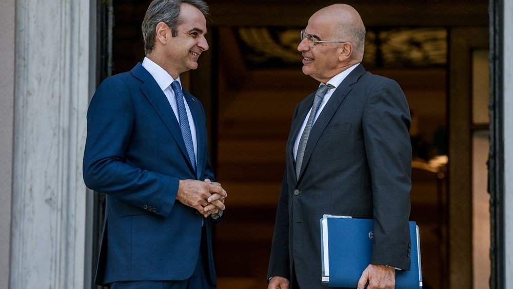 Επίθεση της Milliyet σε Μητσοτάκη και Δένδια: Σκληρά λόγια έξω, χαμόγελα στην Άγκυρα Επίθεση-της-milliyet-σε-Μητσοτάκη-και-Δένδια:-Σκληρά-λόγια-έξω,-χαμόγελα-στην-Άγκυρα