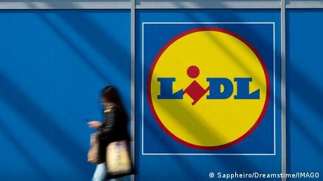 Έπαρση γερμανικής σημαίας στον στόλο του Lidl Έπαρση-γερμανικής-σημαίας-στον-στόλο-του-lidl